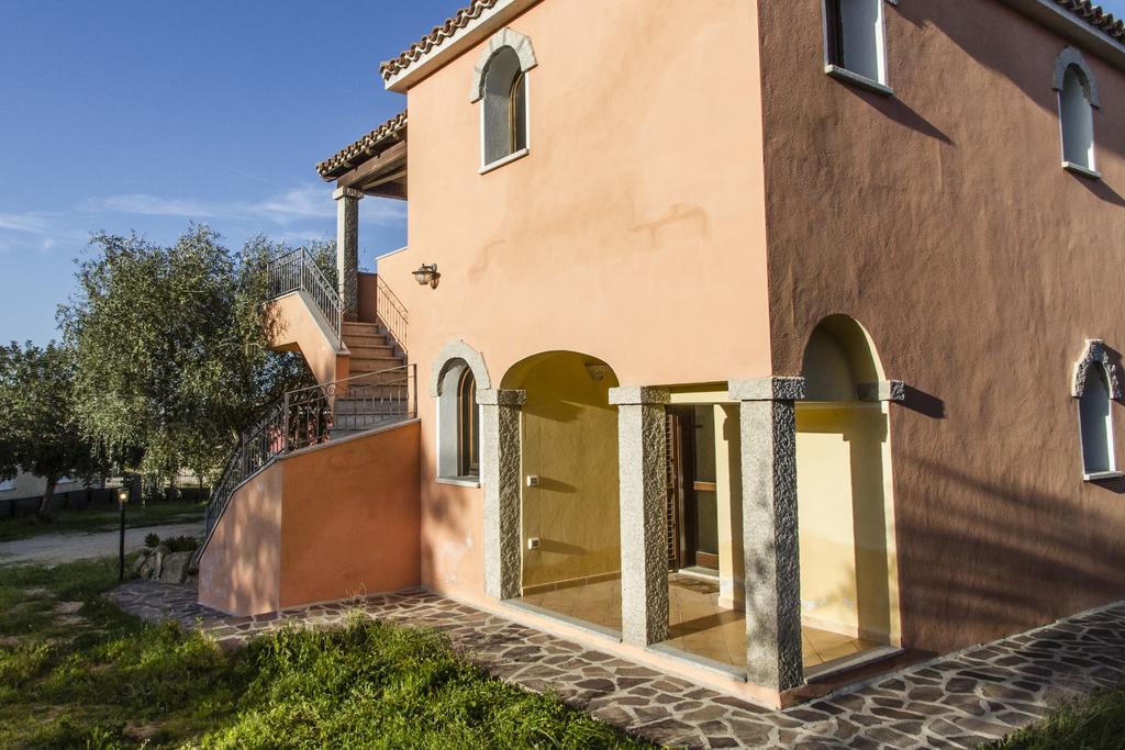 I Mari Di Gallura Apartment San Teodoro  Exterior foto